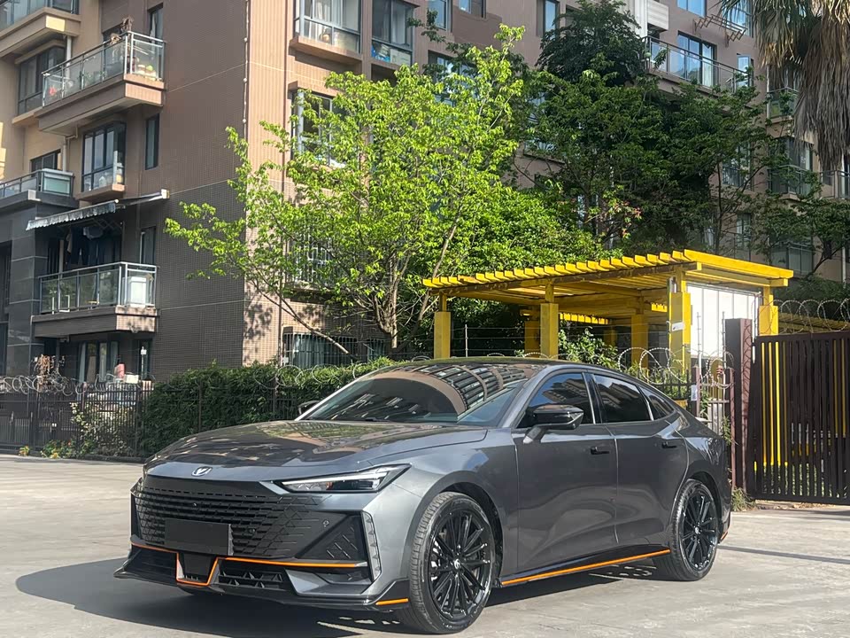 Changan UNI-V