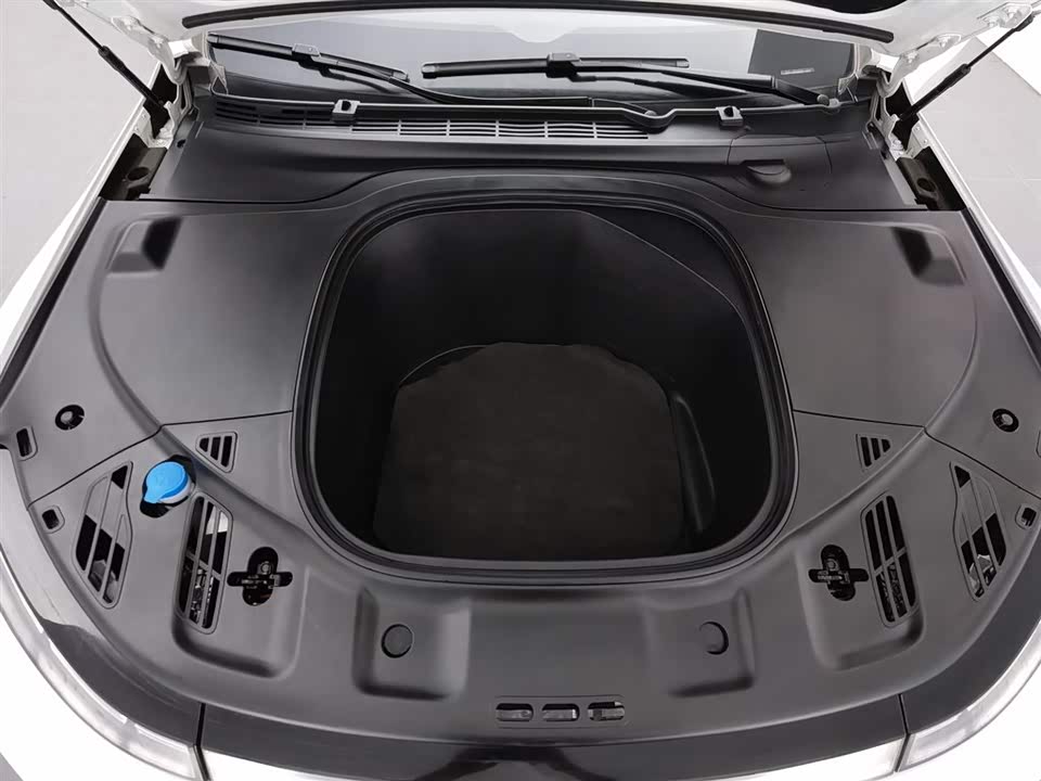 XPENG P7 XPENG P7