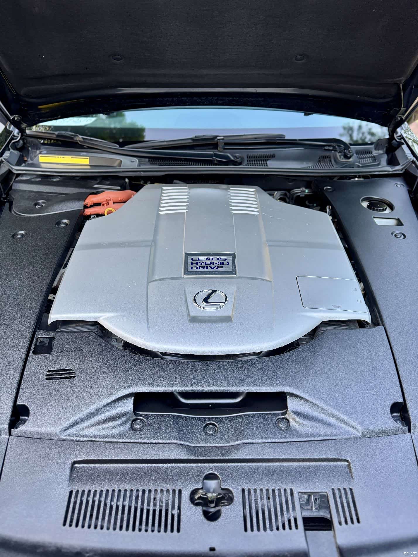 Lexus LS, 2013 8
