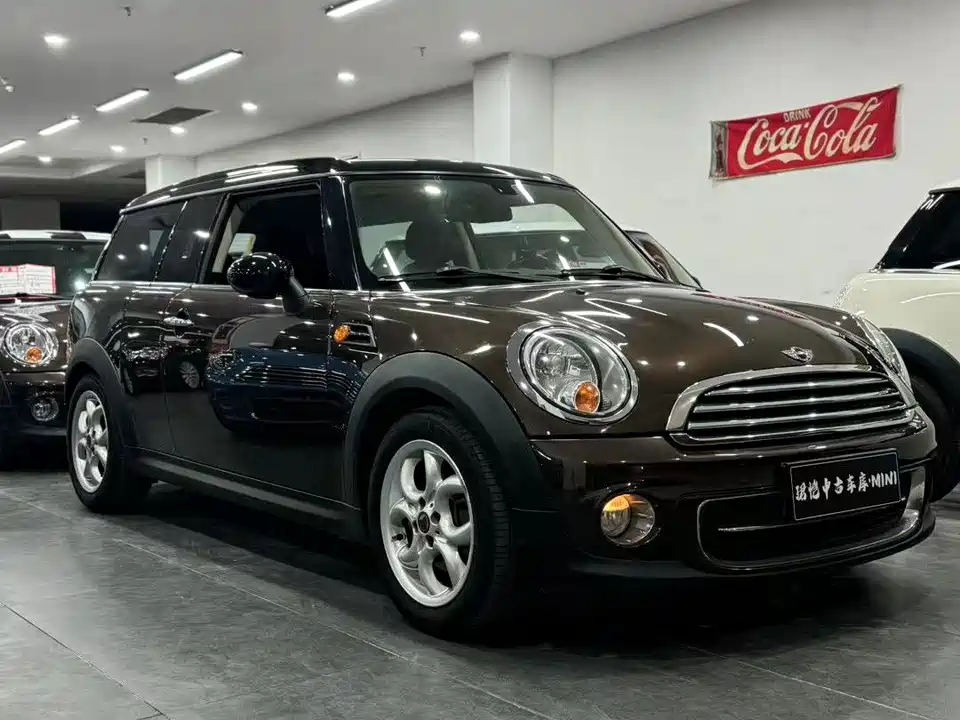 MINI CLUBMAN