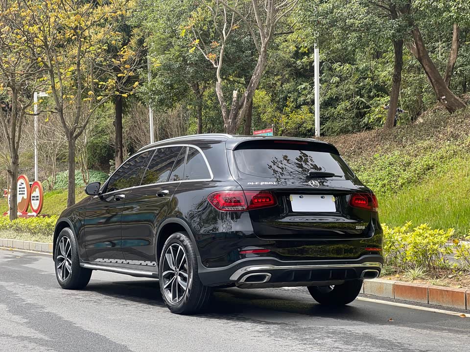 Mercedes-Benz GLC Mercedes-Benz GLC