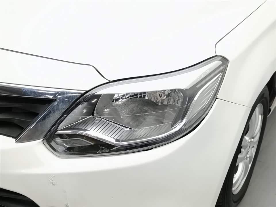 Changan Yuexiang V3