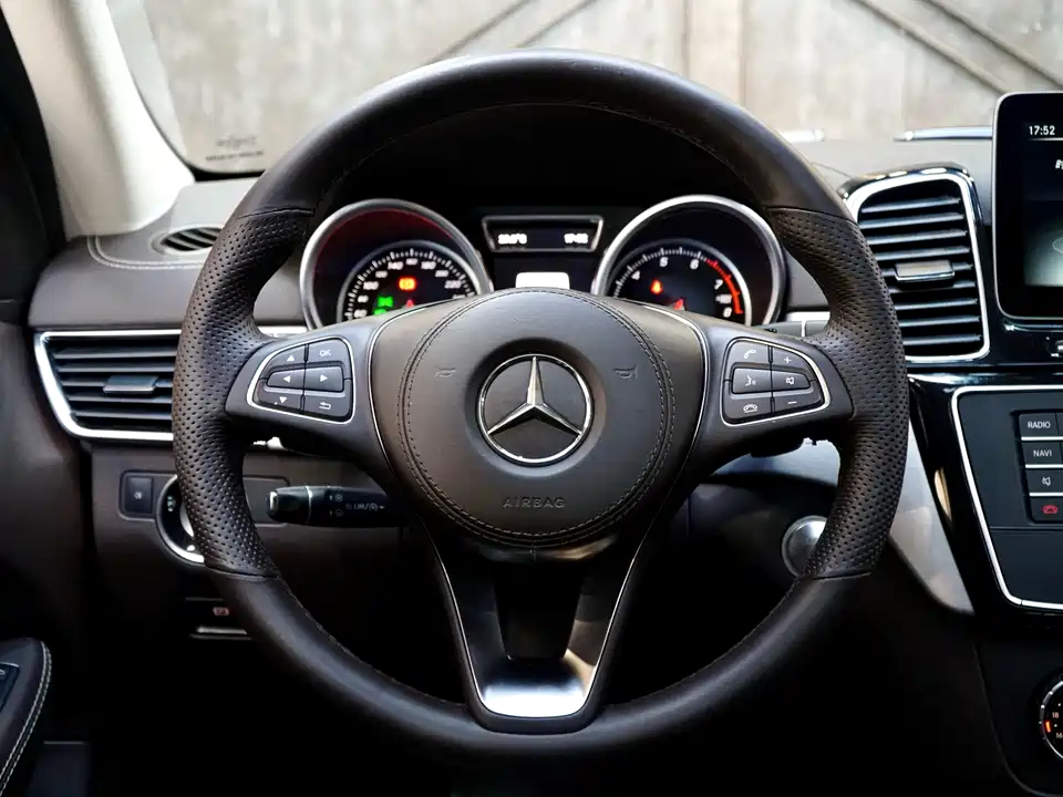 Mercedes-Benz GLS