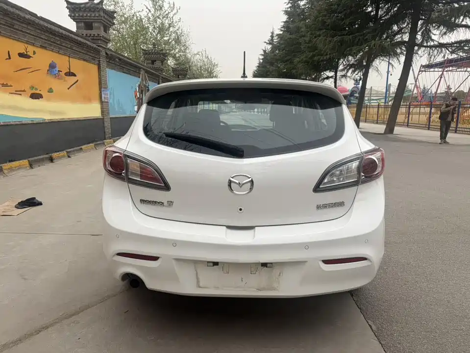 Mazda 3 star Cheng