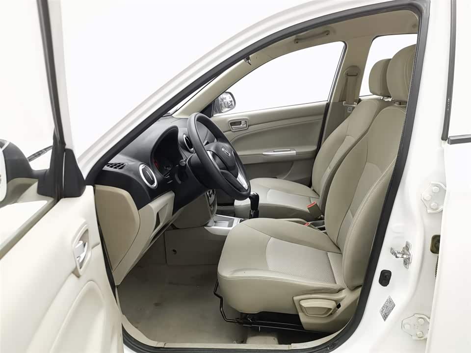 Changan Yuexiang V3