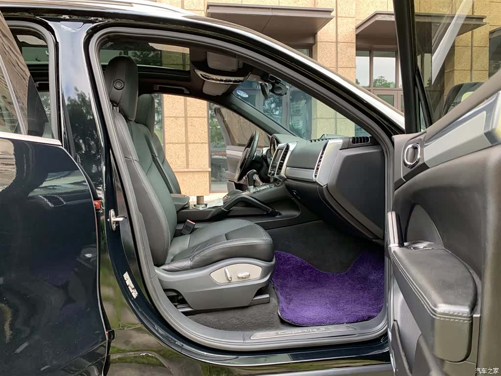 Porsche Cayenne, 2013 15