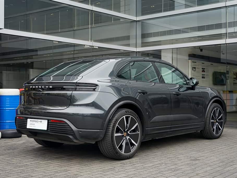 Porsche Macan Porsche Macan