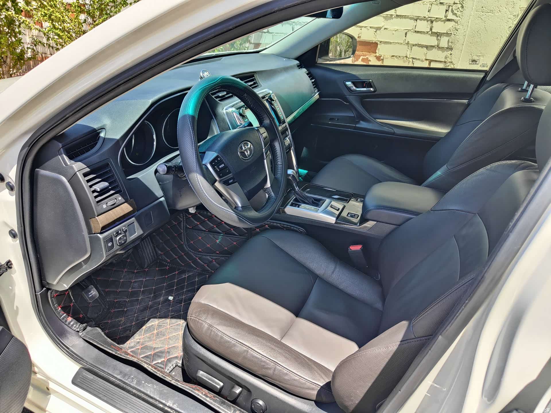 Toyota 2.5V, 2017 6