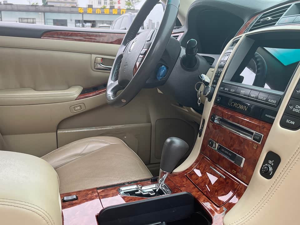 Toyota crown Toyota crown