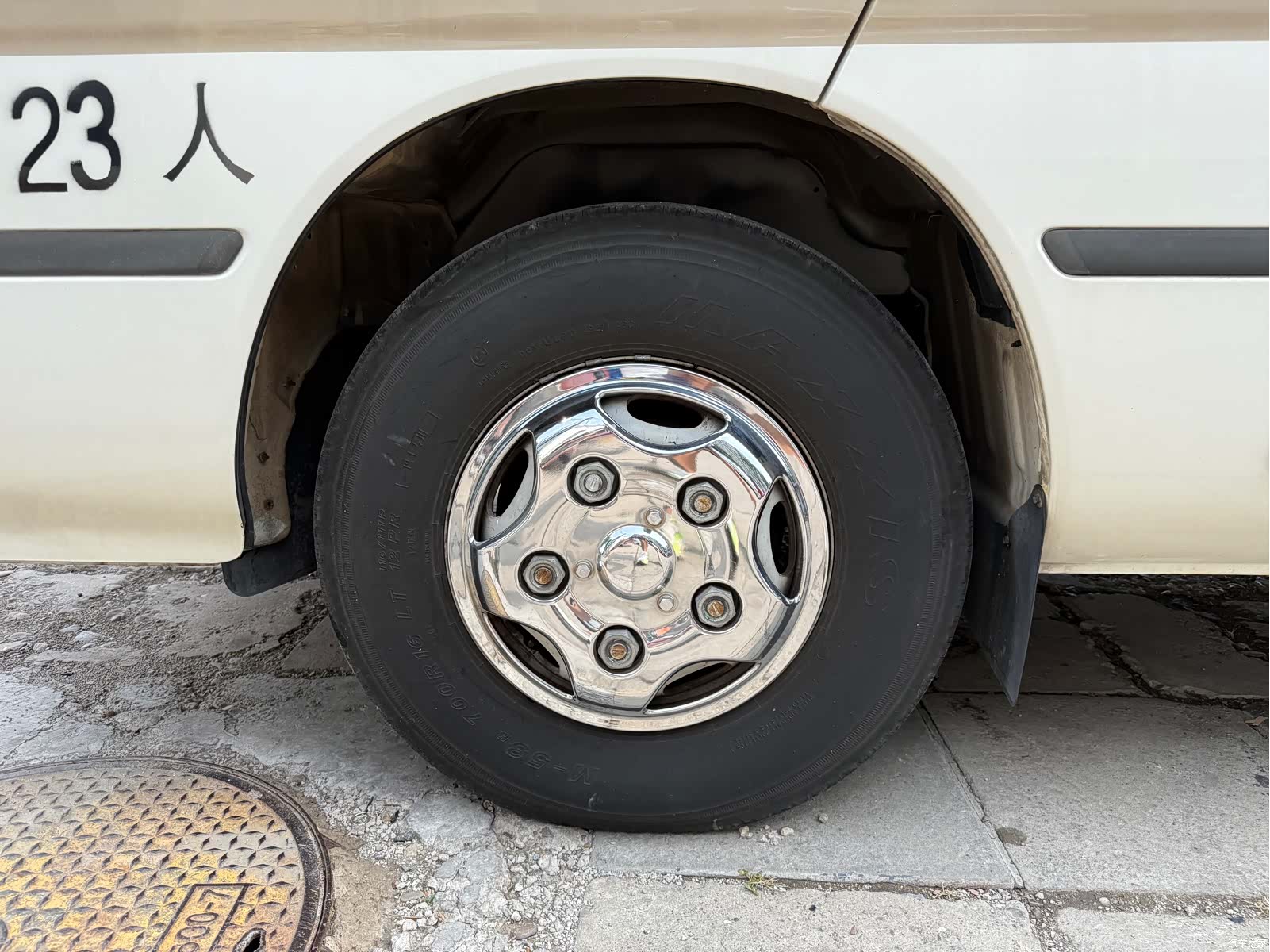 Toyota Coaster, 2011 33