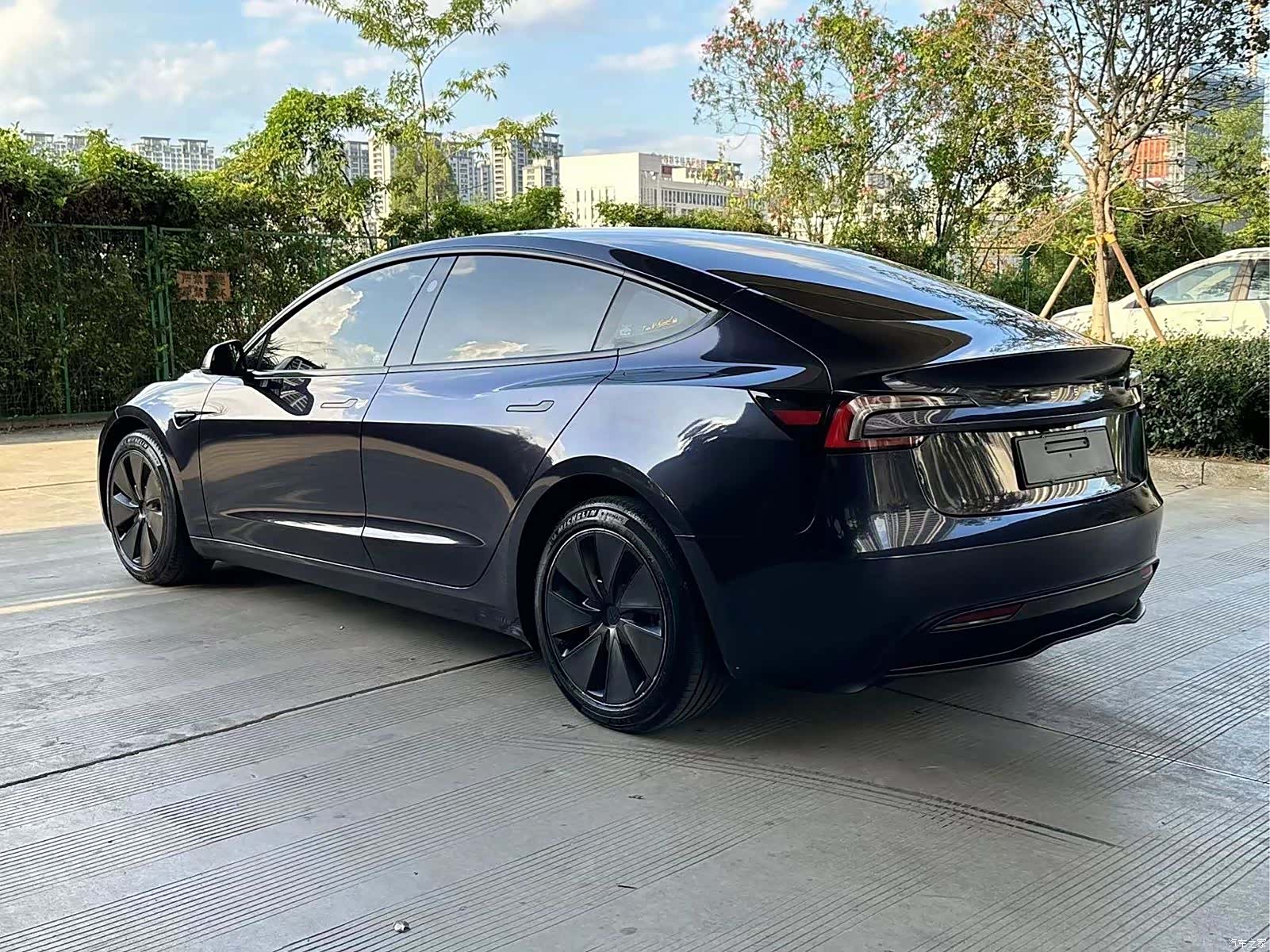 Tesla Model 3, 2024 все фото