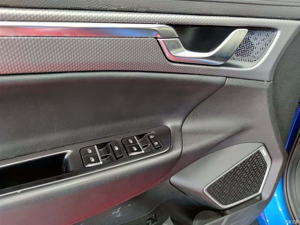 Geely Emgrand, 2018 15