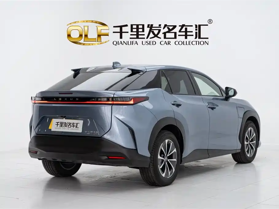Lexus RZ Lexus RZ