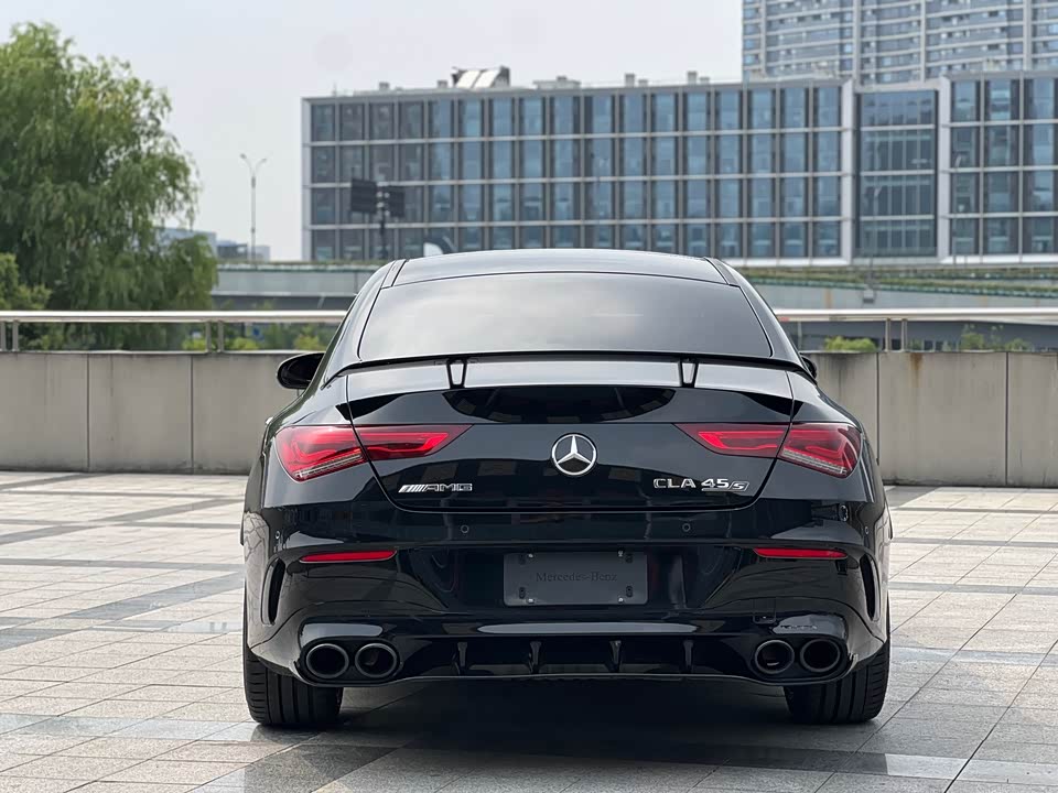 Mercedes-Benz CLA AMG