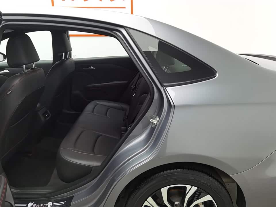 Chevrolet Cruze Chevrolet Cruze