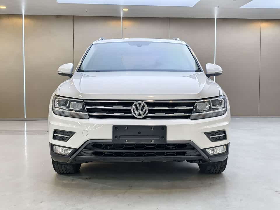 Volkswagen Tiguan L