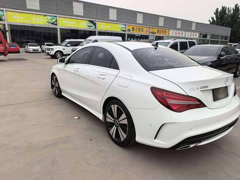Mercedes-Benz CLA