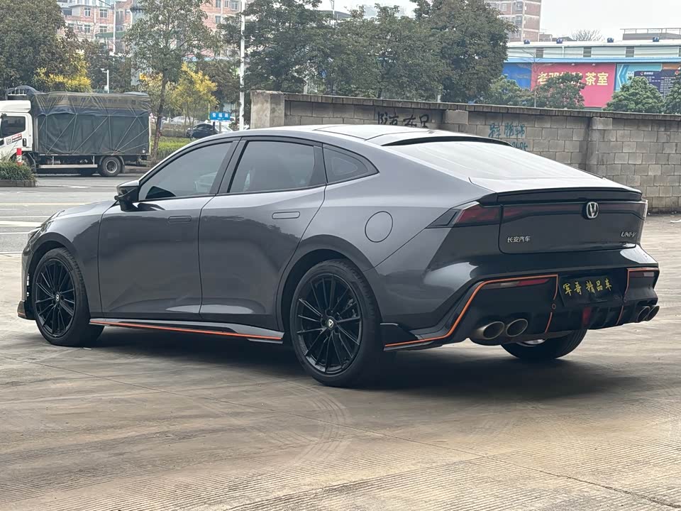 Changan UNI-V Changan UNI-V