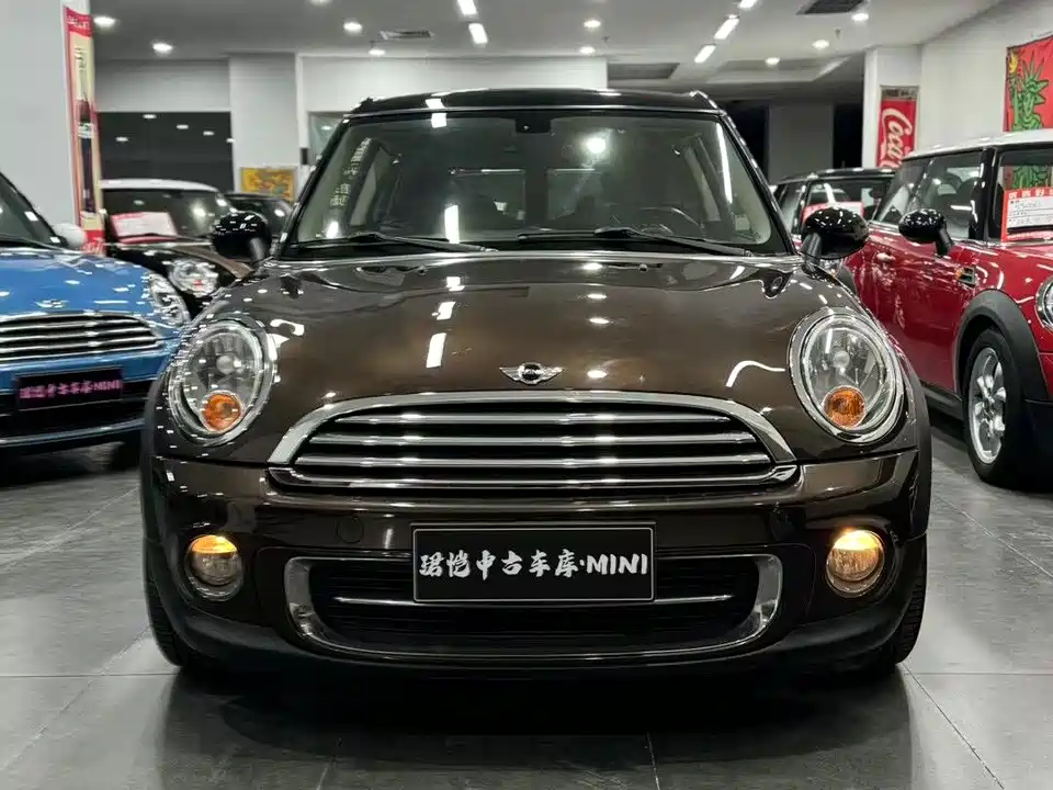 MINI CLUBMAN