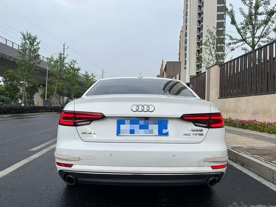 Audi A4L