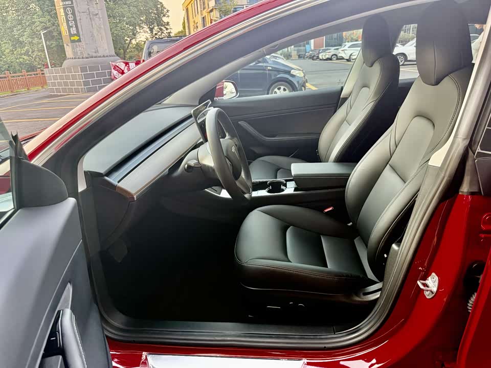 Tesla Model 3 Tesla Model 3
