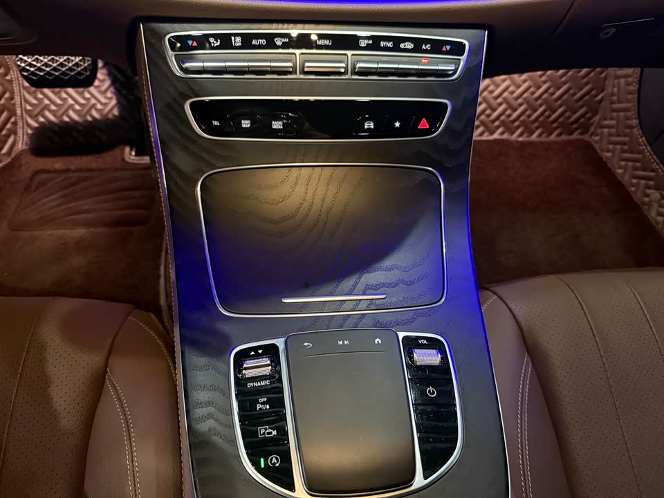 Mercedes-Benz E-class Mercedes-Benz E-class