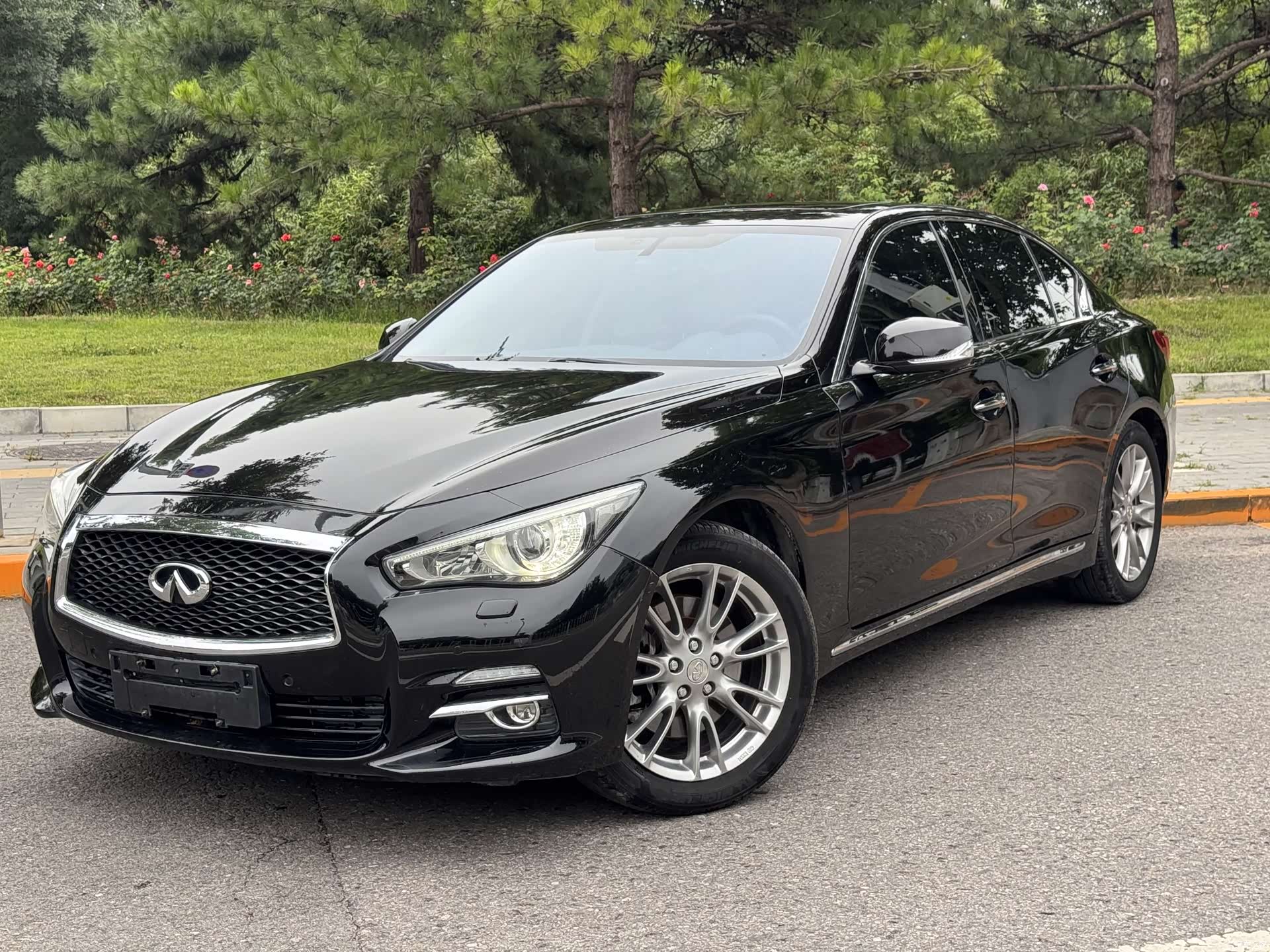 Infiniti Q50L, 2017 3