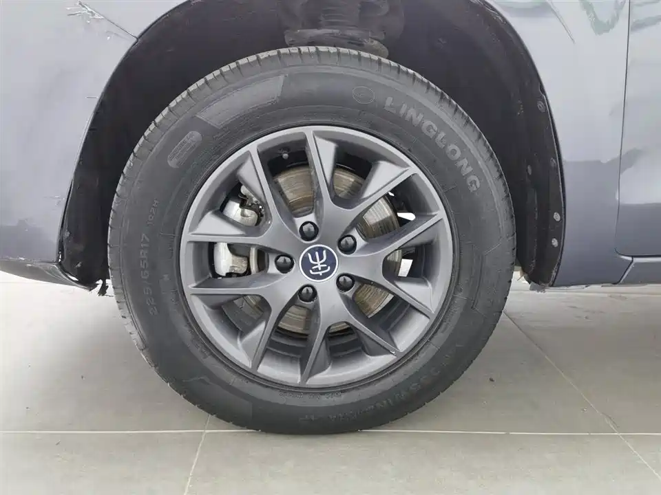 BYD Song