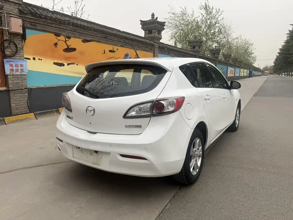 Mazda 3 star Cheng