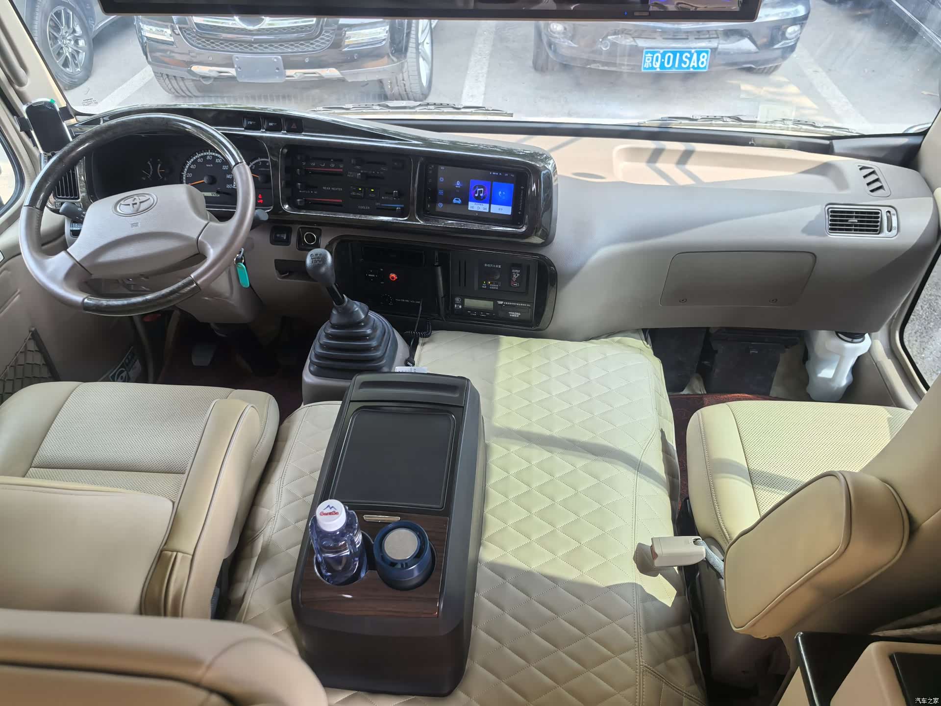 Toyota Coaster, 2022 19
