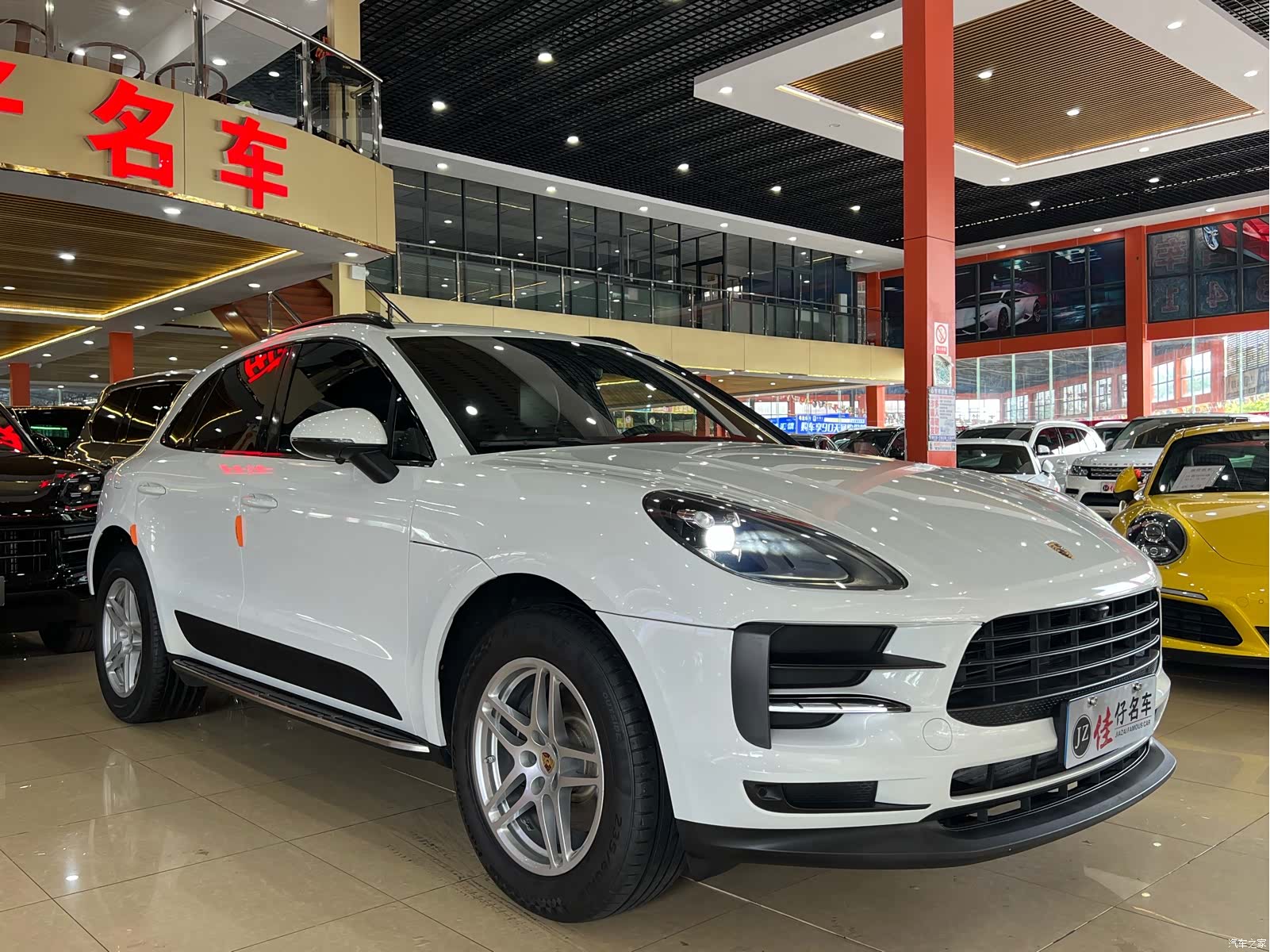 Porsche Macan, 2020 3