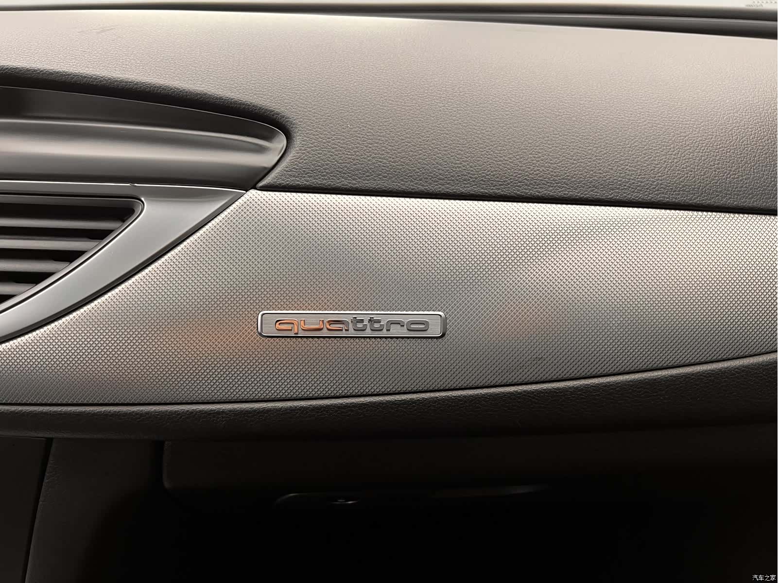 Audi A6L, 2018 25