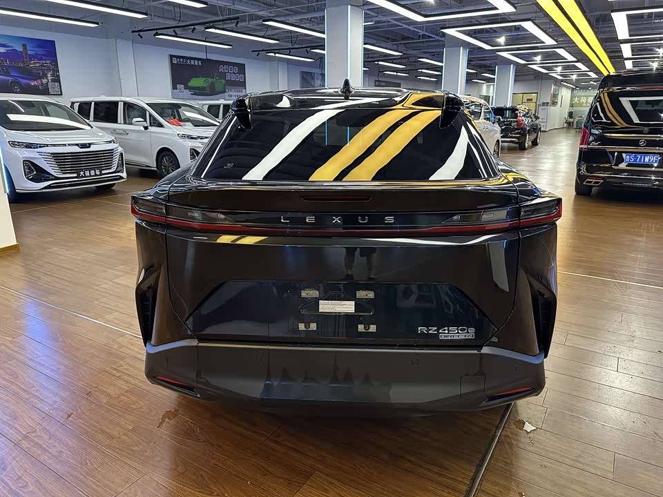 Lexus RZ Lexus RZ