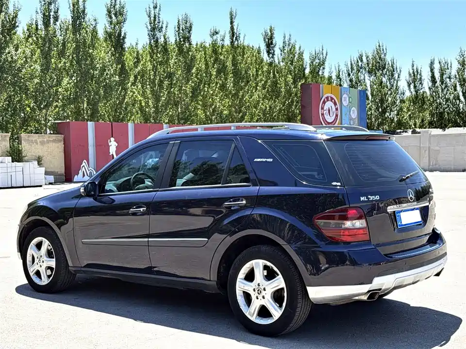 Mercedes-Benz M class