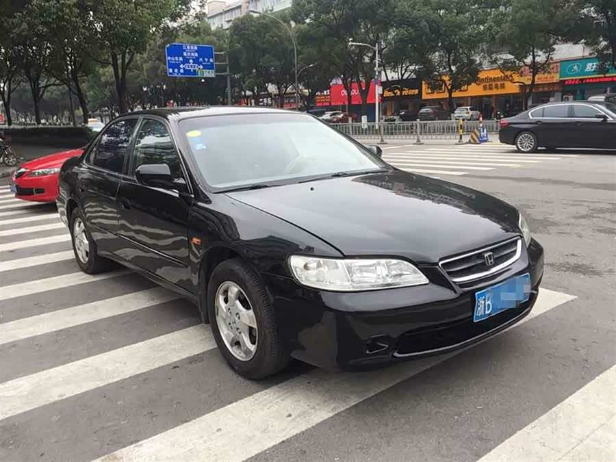 雅阁02款 2.0 自动