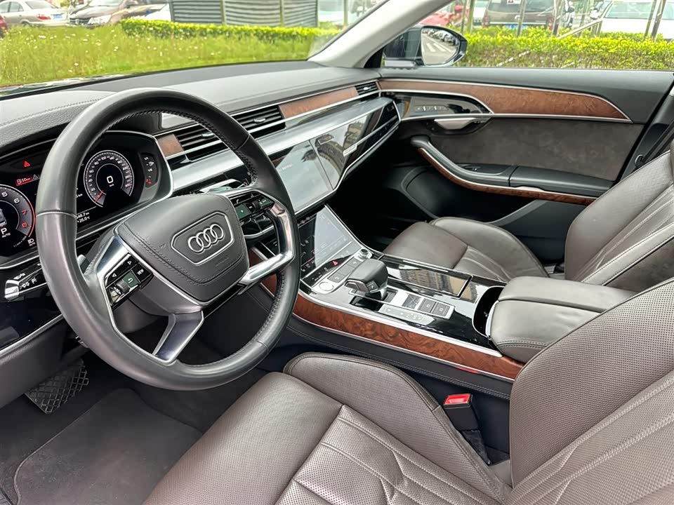 Audi A8 Audi A8