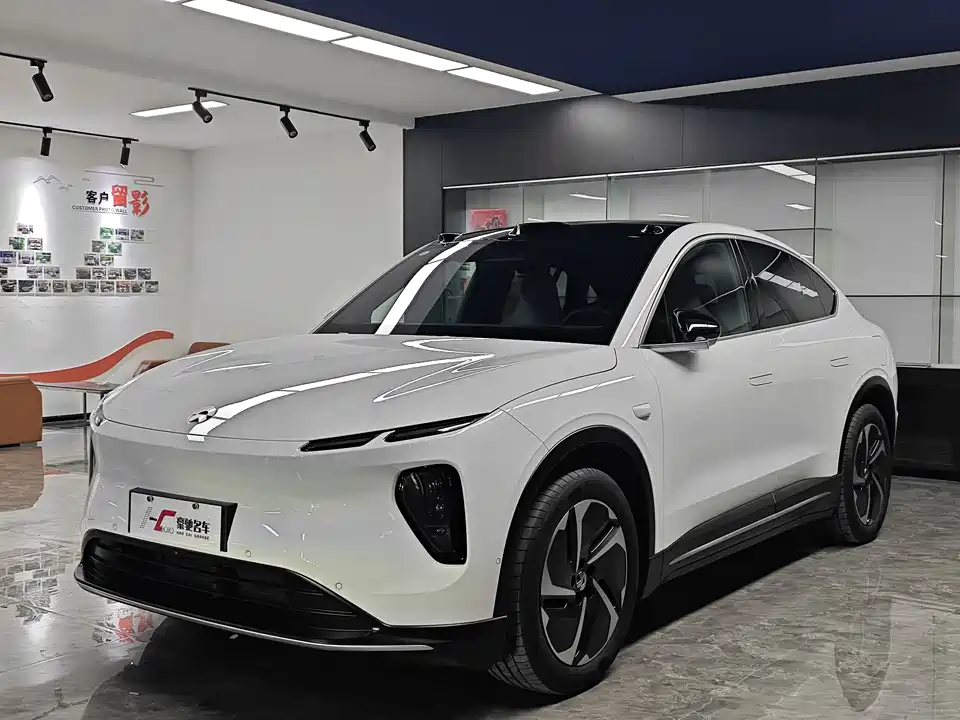 NIO EC6