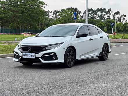 思域 2021款 hatchback 220turbo cvt潮酷控