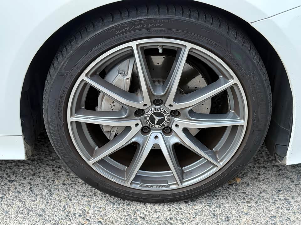 Mercedes-Benz E-class Mercedes-Benz E-class
