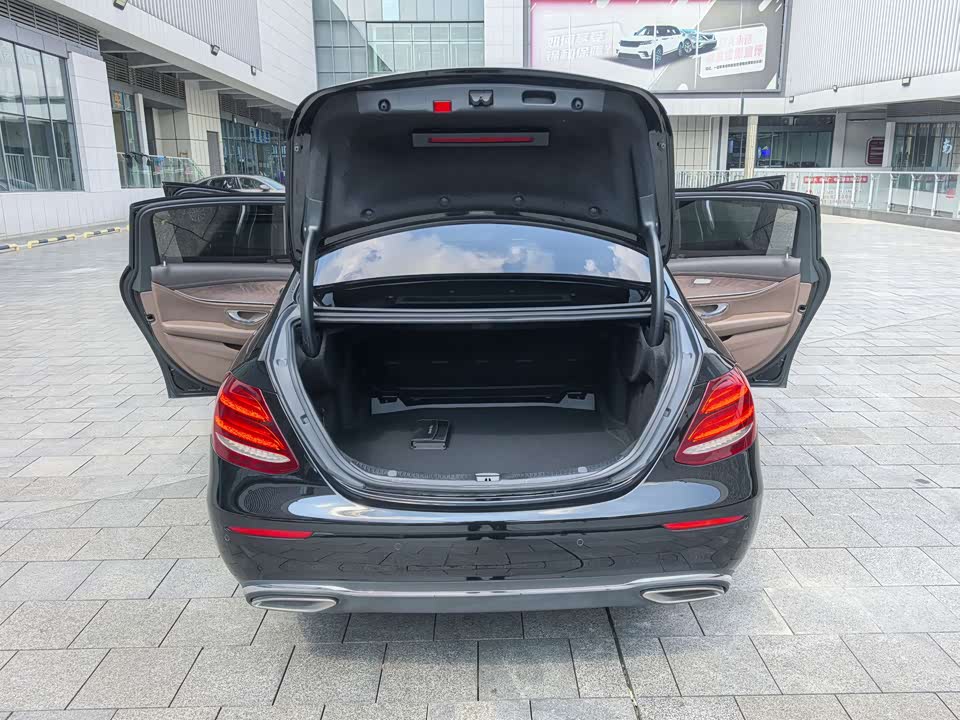Mercedes-Benz E-class Mercedes-Benz E-class