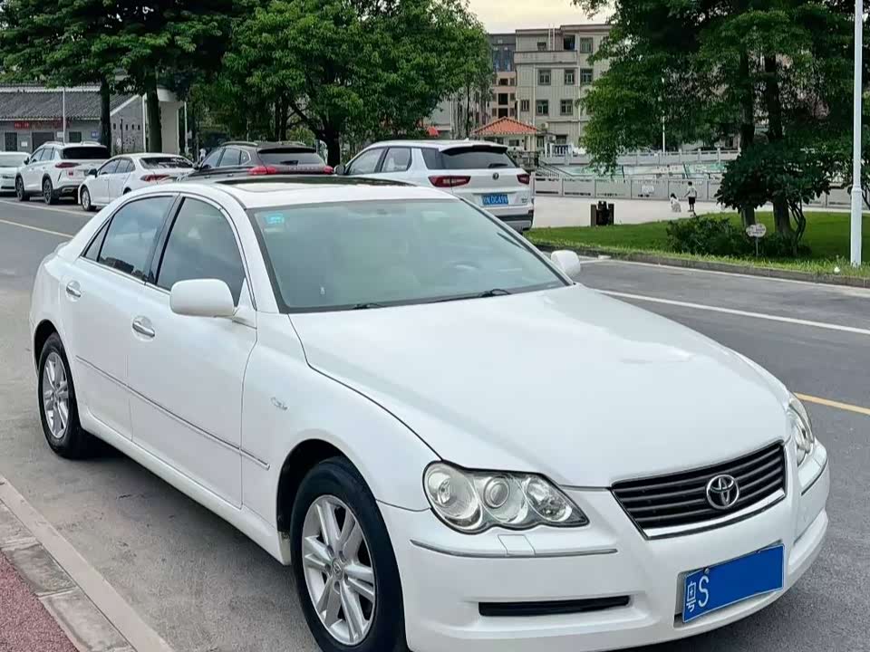 Toyota Reiz Toyota Reiz