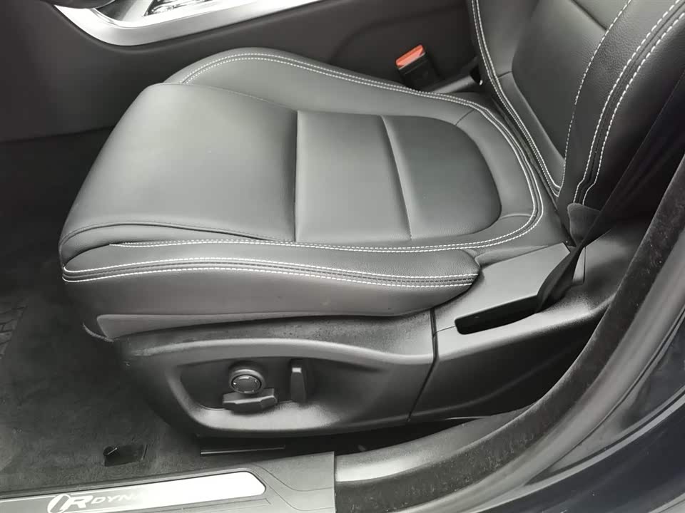 Jaguar XEL