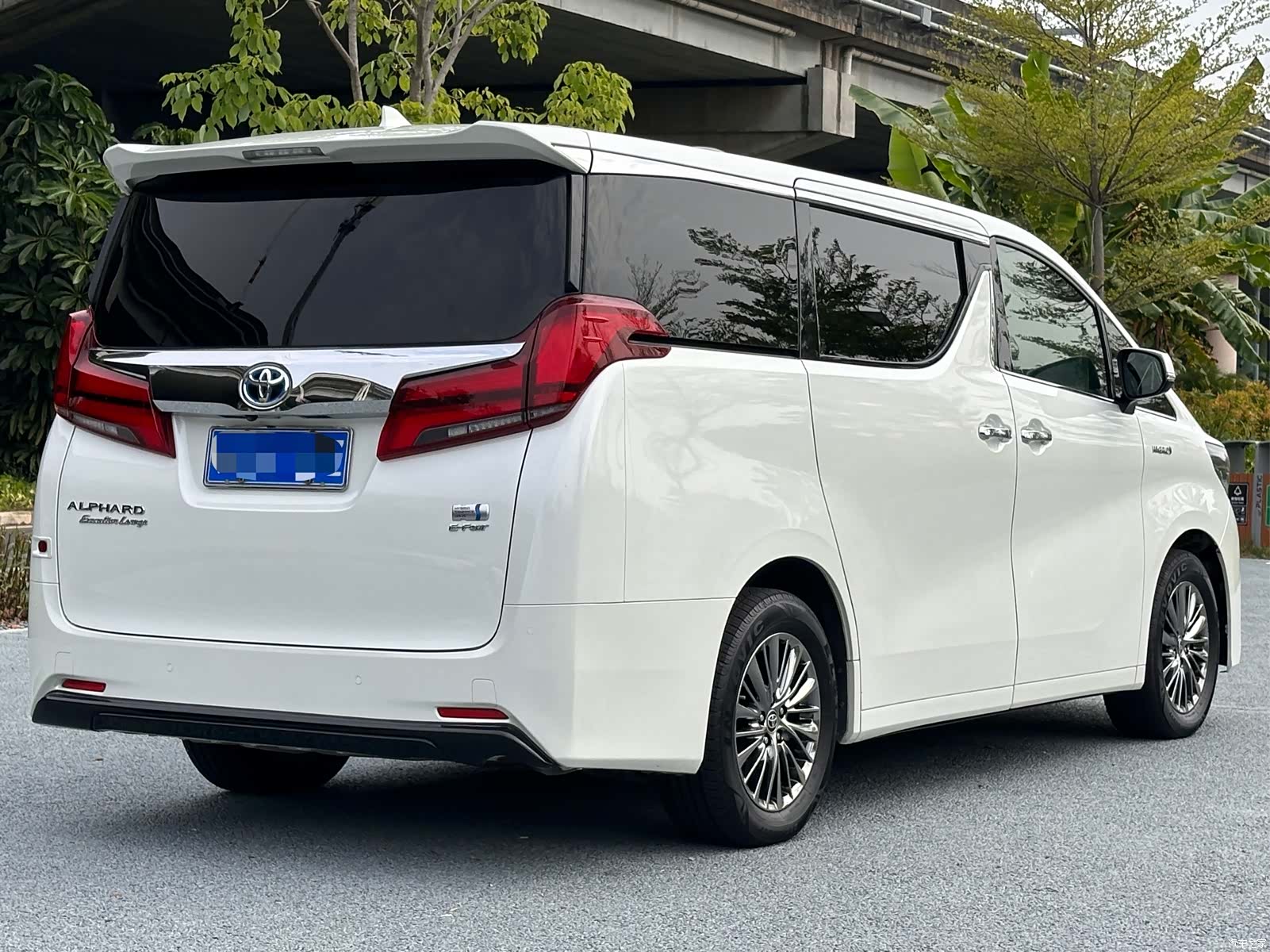 Toyota Alphard, 2021 4