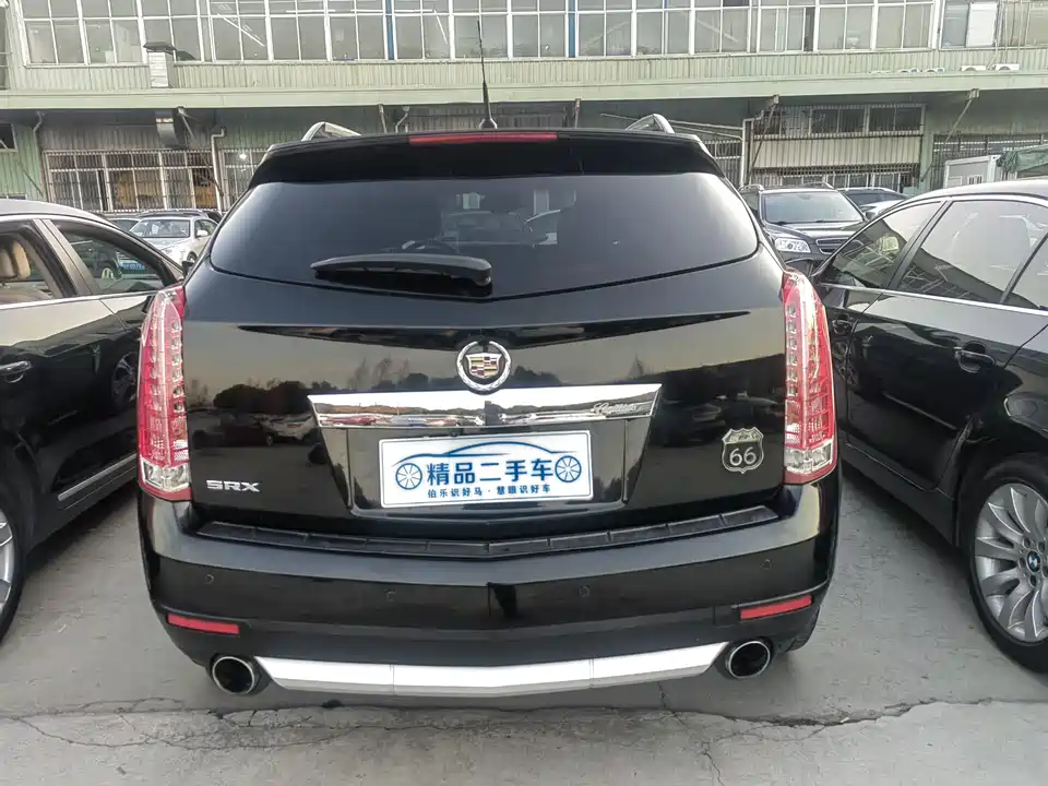 Cadillac SRX