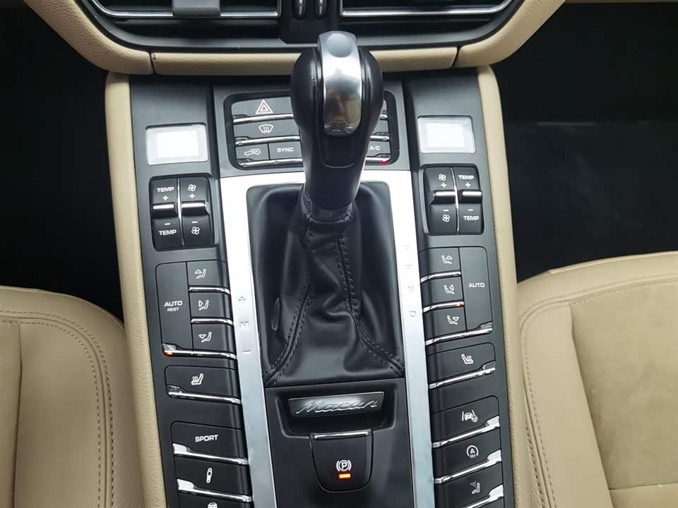 Porsche Macan Porsche Macan