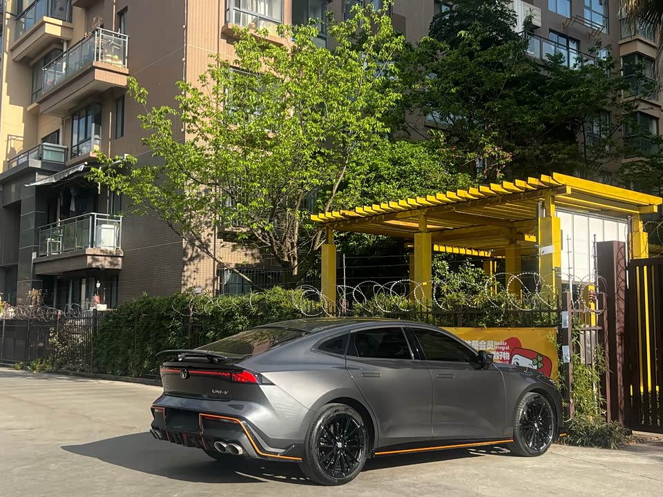 Changan UNI-V