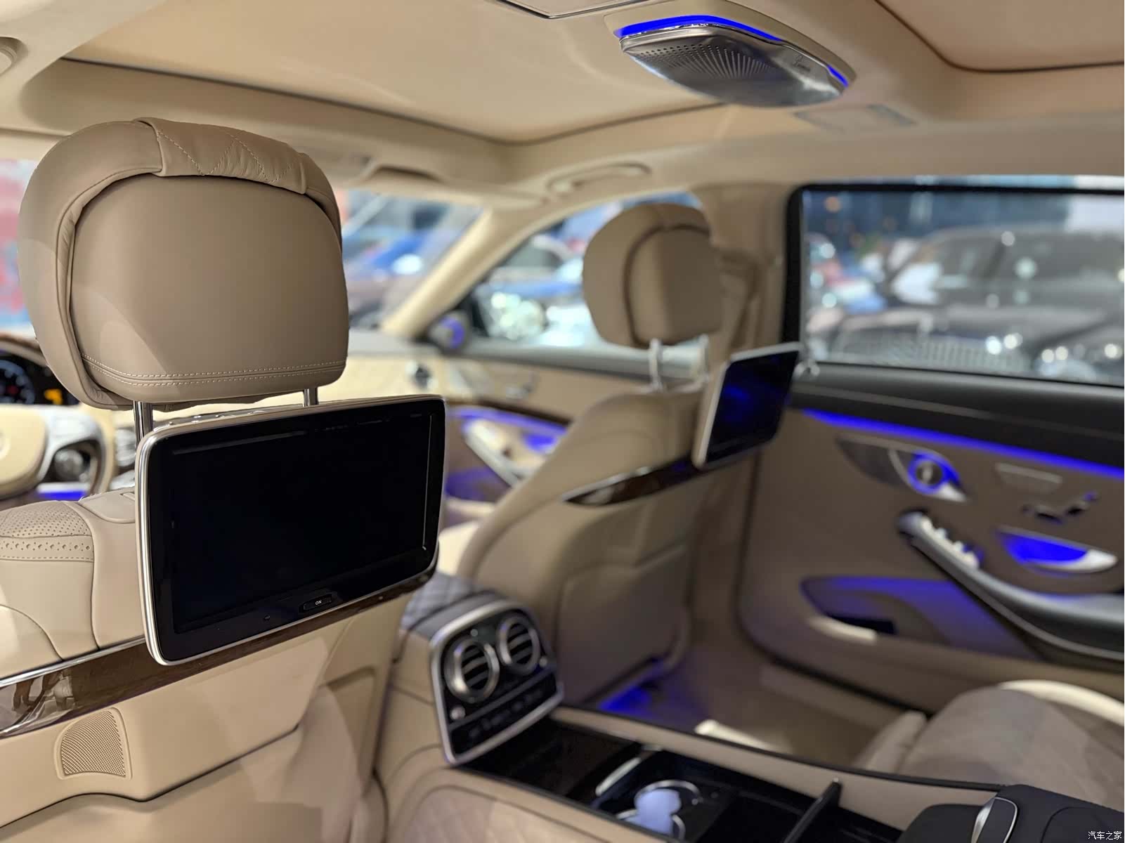 Maybach S-Class, 2015 16