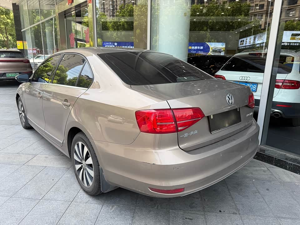 Volkswagen Sagitar Volkswagen Sagitar