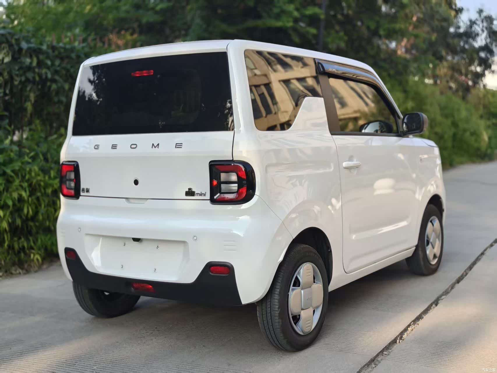 Geely Panda, 2024 6