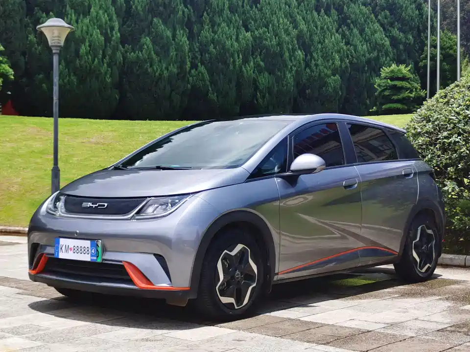 BYD dolphin